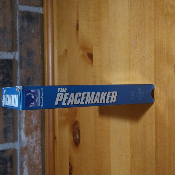 The peace maker action thriller VHS tape - Picture 5 of 7